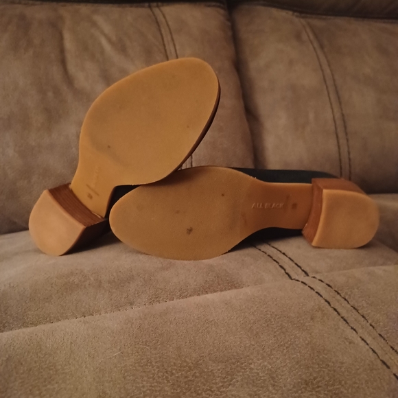 Dress shoes made by ALL BLACK - Picture 6 of 6